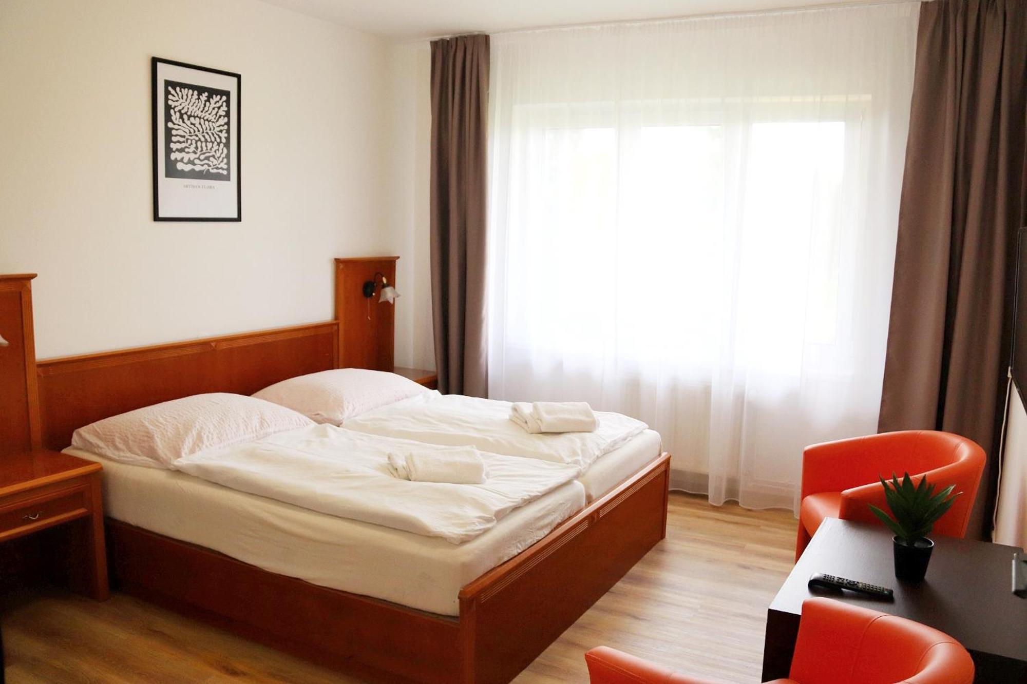 B&B Hotel Volcik 玛丽亚温泉 外观 照片